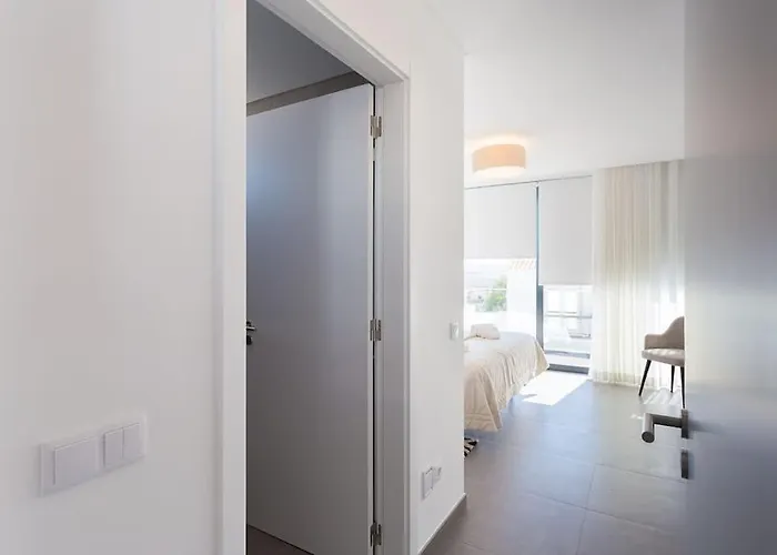 Uitzicht Baai Met Jacuzzi Villa *